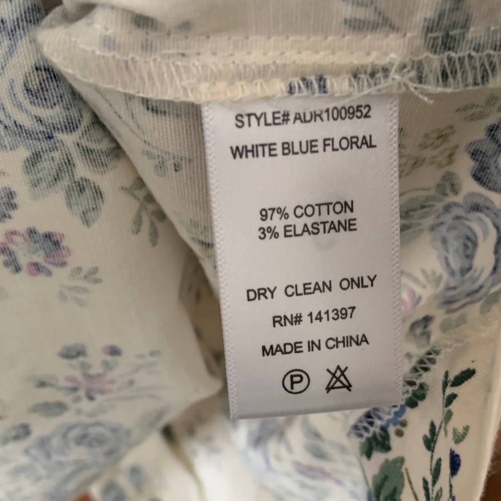 ASTR The Label White Blue Floral Puff Sleeve Dress - Picture 6 of 8